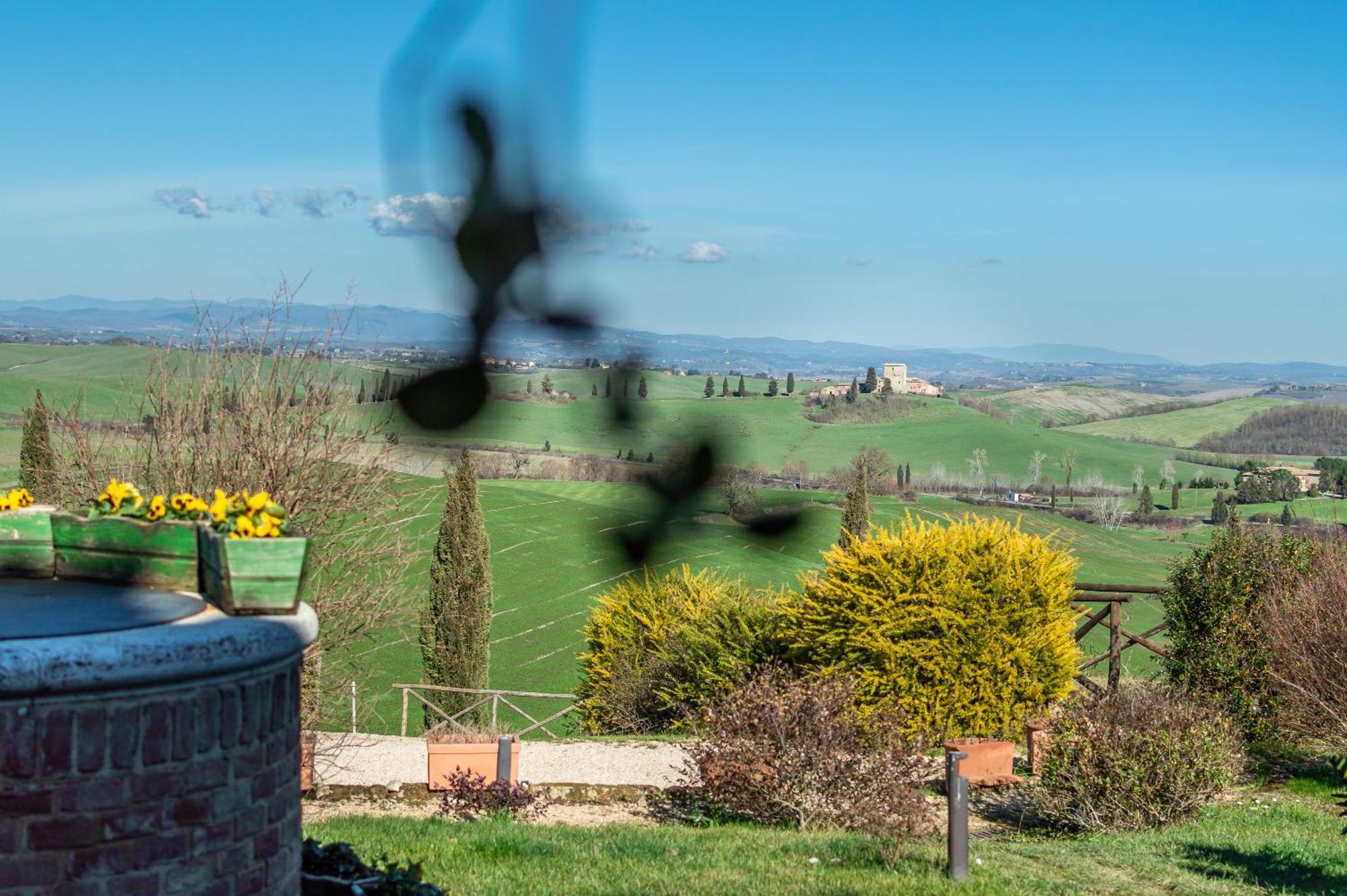 Sunflower Con Vista Su Siena Villa Corsano  Eksteriør billede